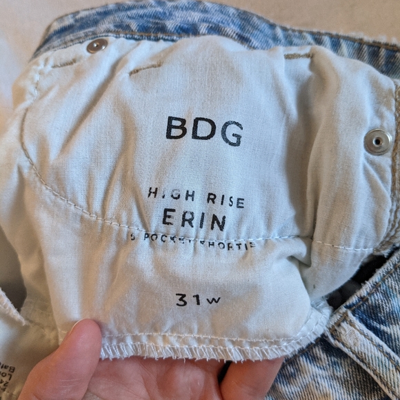 Urban Outfitters BDG high waisted shorts - Picture 6 of 9